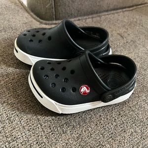 Blk kid crocs